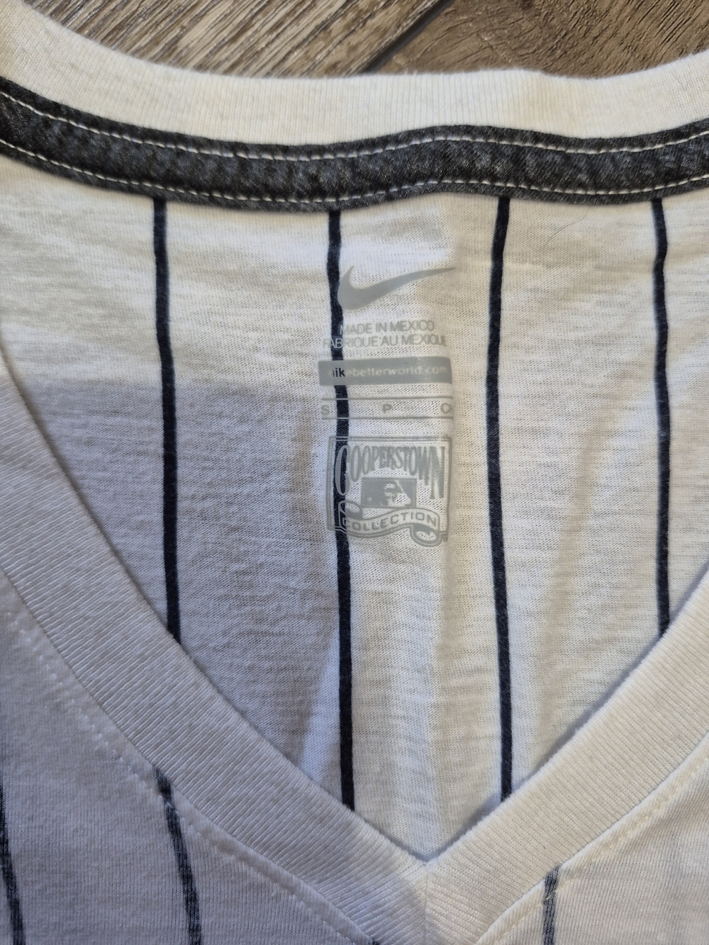 Nike St Louis Cardinals White V-Neck Tee with Navy Pinstripes - Picture 4 of 5